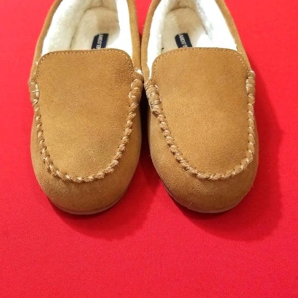 LANDS END SLIPPERS - Picture 2 of 10
